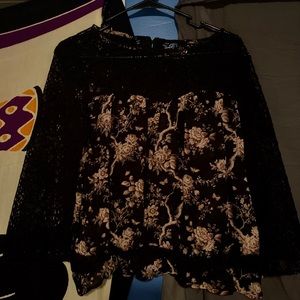 Ralph Lauren floral top crochet sleeves